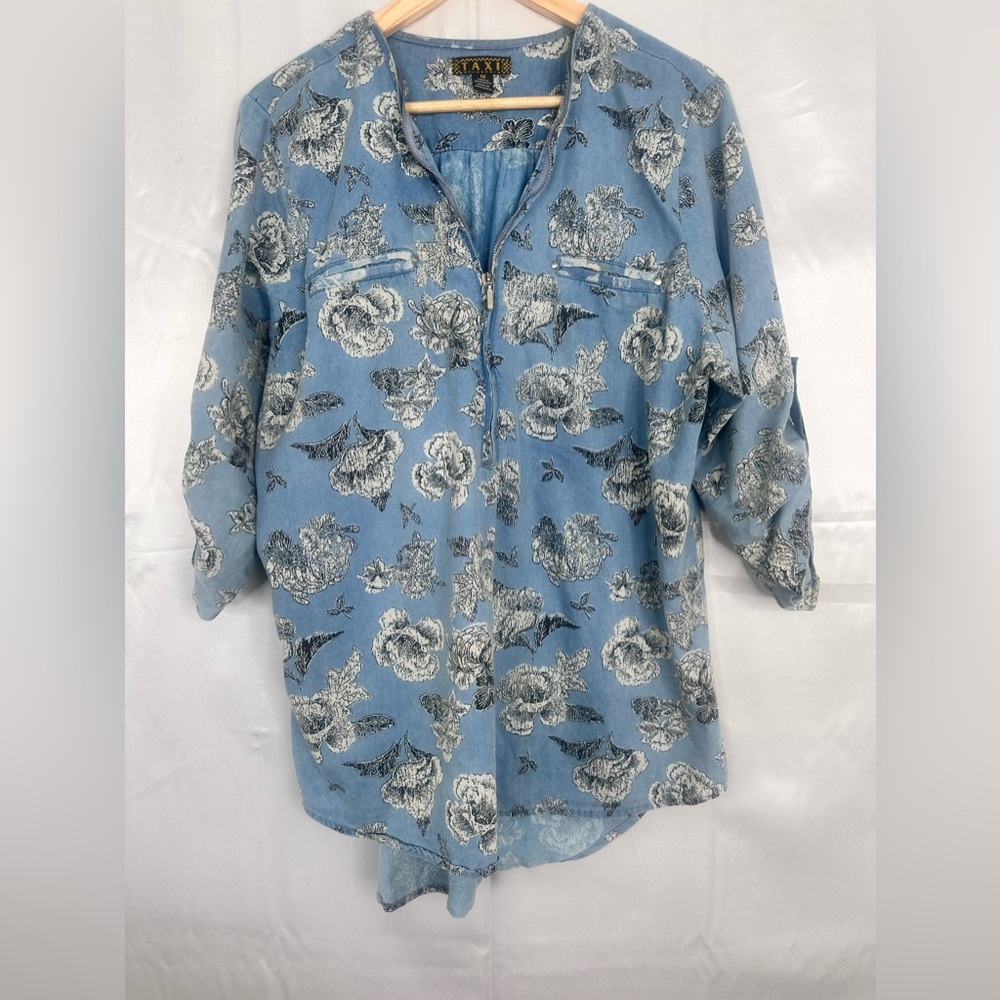 Taxi Women Blue Floral Quarter Zip Roll Tab Sleeve High Low Tunic Top 1X